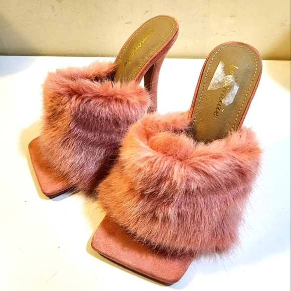 LEMONADE pink furry plush slip in  stilletos size 6 - Picture 1 of 13